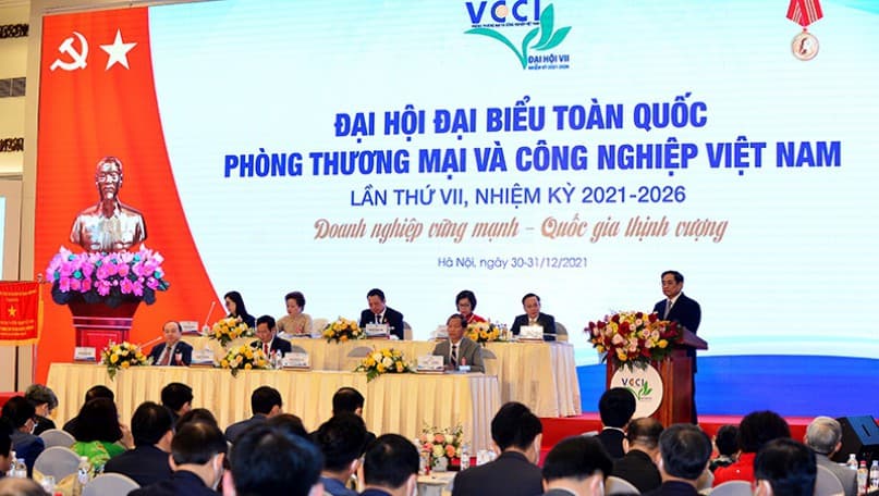 PM praises VCCI's contributions to national achievements