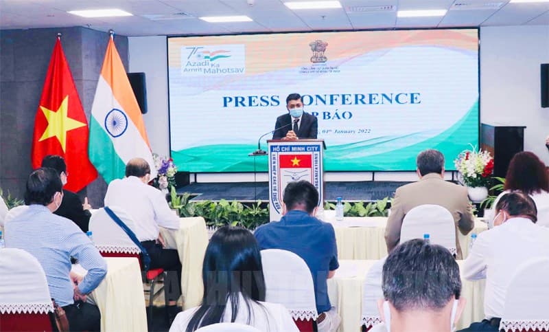 Vietnamese, Indian leaders exchange greetings on 50th founding anniversary of diplomatic ties