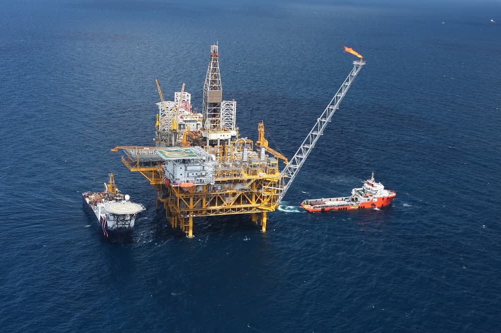 Oil & gas sector: High oil prices as a strong driver