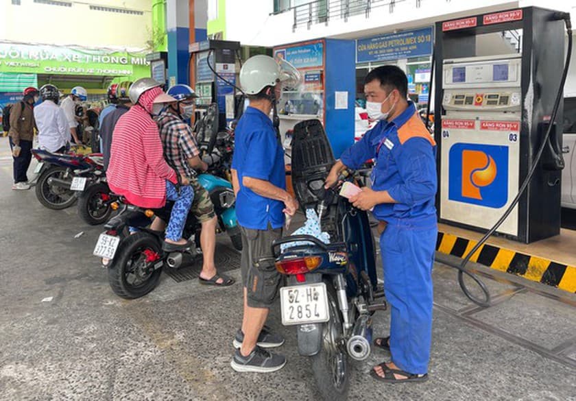 Enterprises struggle as petrol prices increase