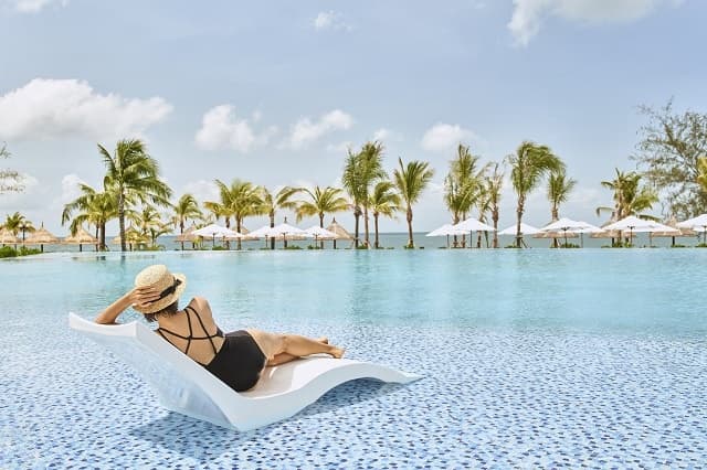Full resumption of international tourism expected to boost resort real estate in Vietnam