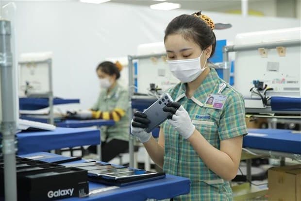 Samsung Electronics not to move manufacturing base to RoK