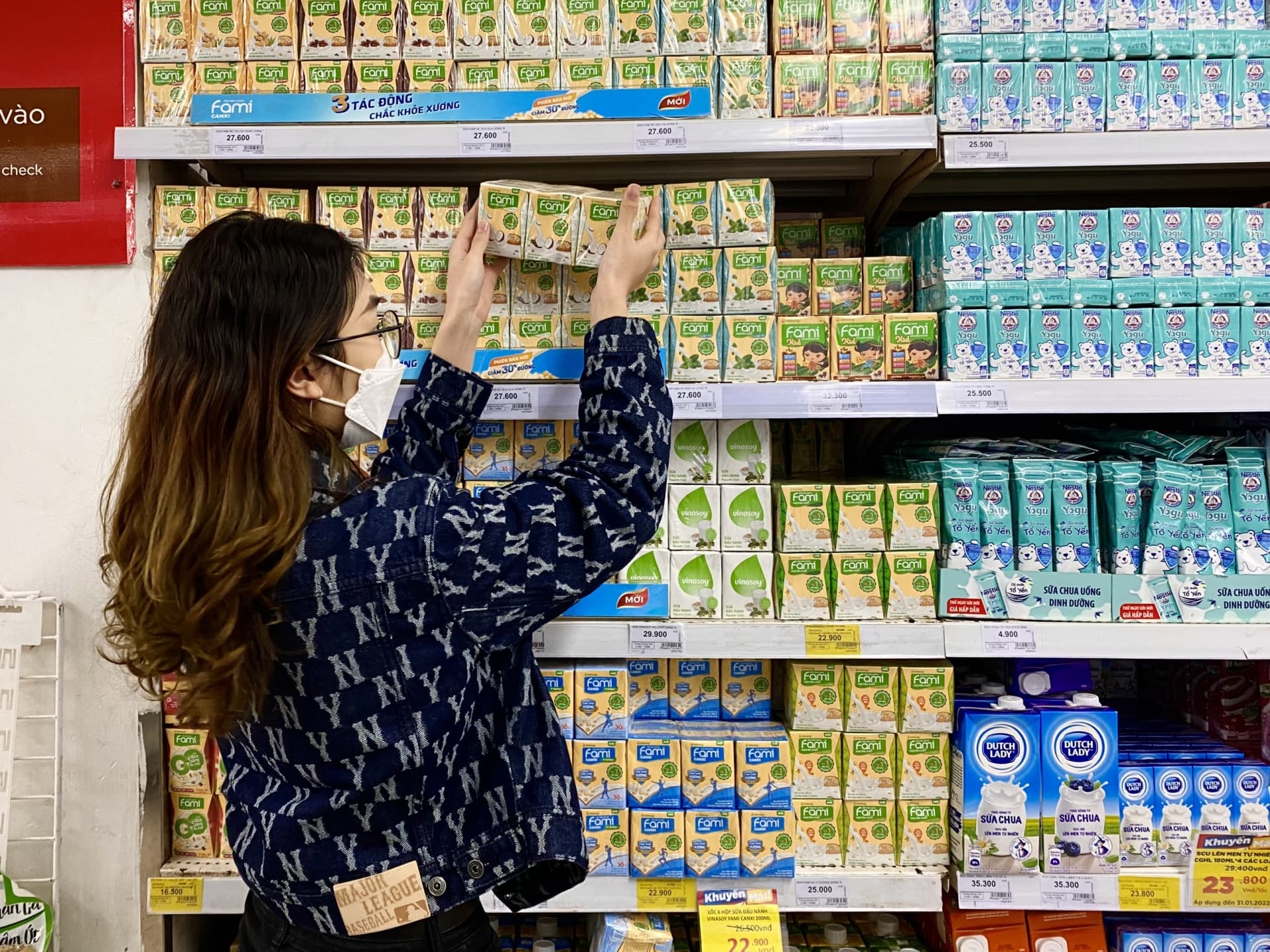 Tetra Pak invests in Dong Tien factory to promote recycling of used cartons