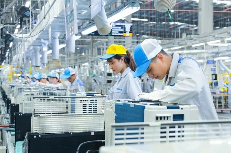 Viet Nam speeds up disbursement of economic recovery package