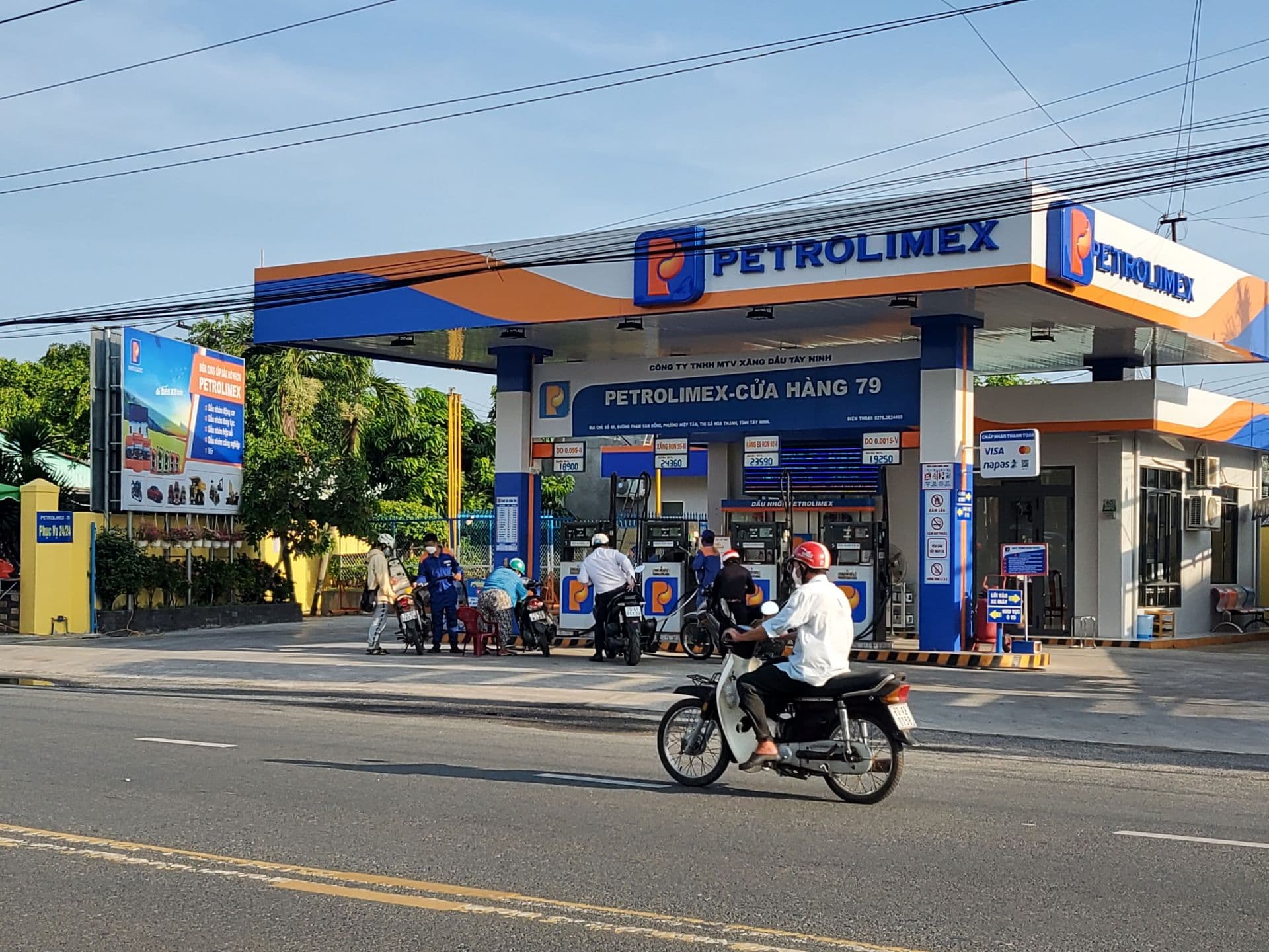 Will gasoline prices fall if the environmental tax is reduced?