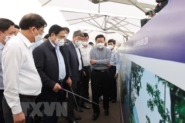 Prime Minister requests PPP facilitation for Van Phong EZ development