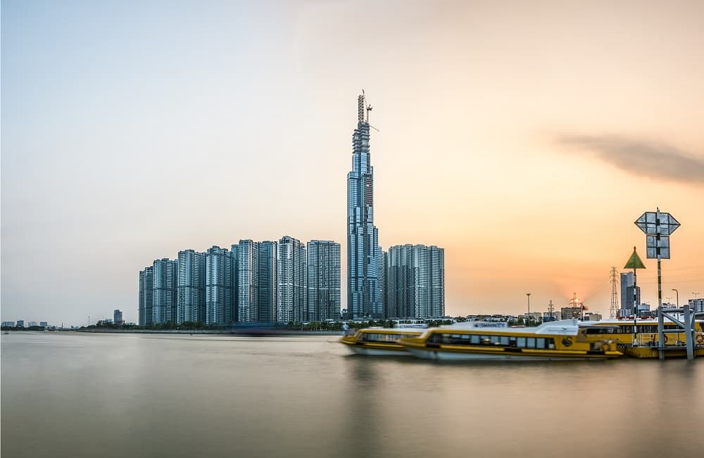 HSBC and Vingroup realise their green commitment with the first syndicated green loan