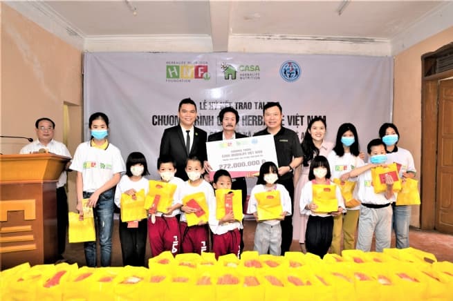Herbalife Vietnam Launches New Casa Herbalife Program at Nghe An Social Activity Center and Renews Partnership