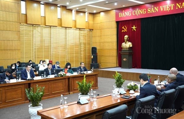 Vietnam seeking coal supply from South Africa