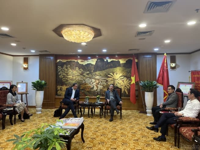 VCCI Promotes Cooperation with Norwegian Enterprises in Waste Treatment