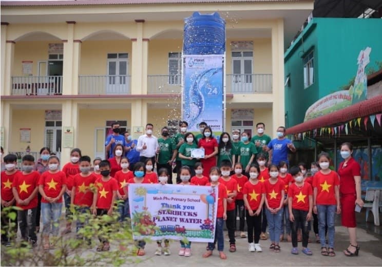 Starbucks Vietnam promotes sustainable business practices