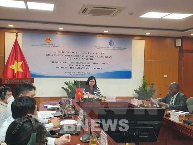 Vietnam seeks to increase coal import from South Africa
