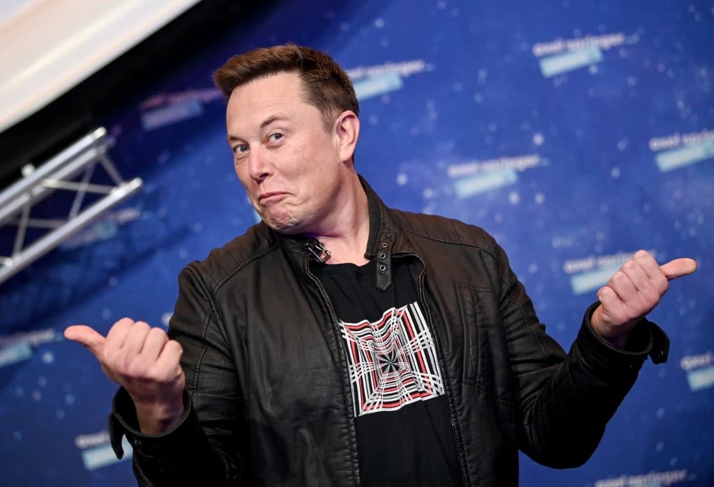 Twitter, analysts wary of Musk takeover bid