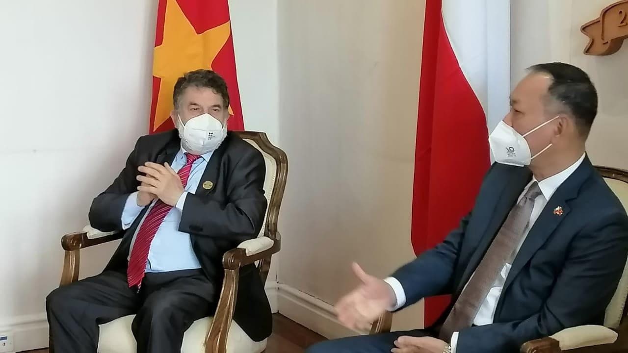 Viet Nam seeks strong relations with Chilean regions