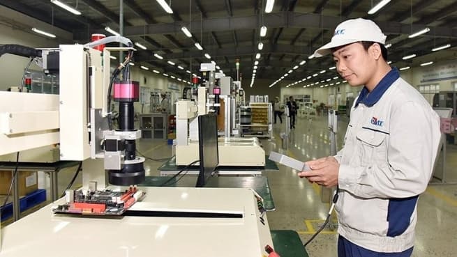 Enterprises Placed at the Heart of Vietnam’s Economic Restructuring