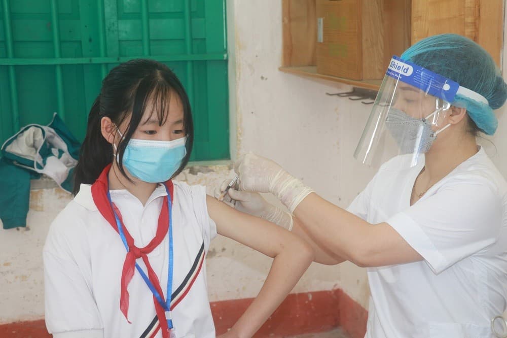 Viet Nam logs 3,345 new COVID-19 cases on May 7