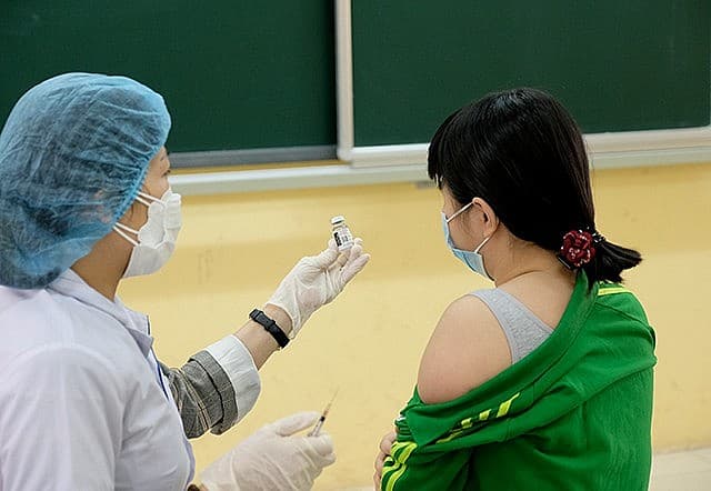 Viet Nam logs 2,269 new COVID-19 cases on May 8