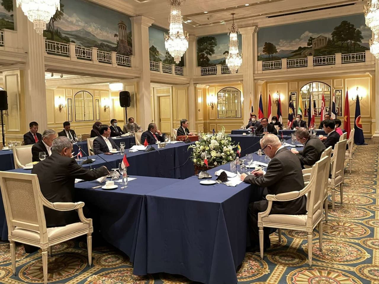 ASEAN Foreign Ministers review preparation for ASEAN-US Special Summit