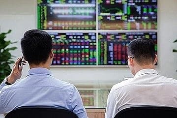 State Securities Commission: Prioritize solutions to stabilize the market