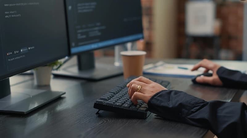 Lack of blockchain training obstructing real progress