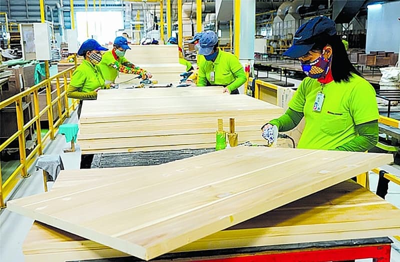 Vietnam's economy is stable in the "storm"