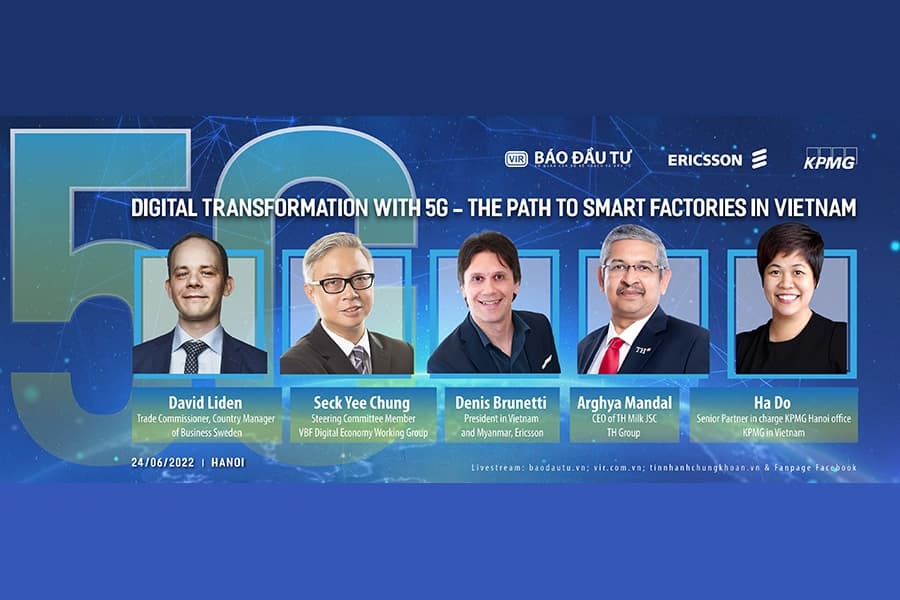 Talk show the path to smart factories in Vietnam