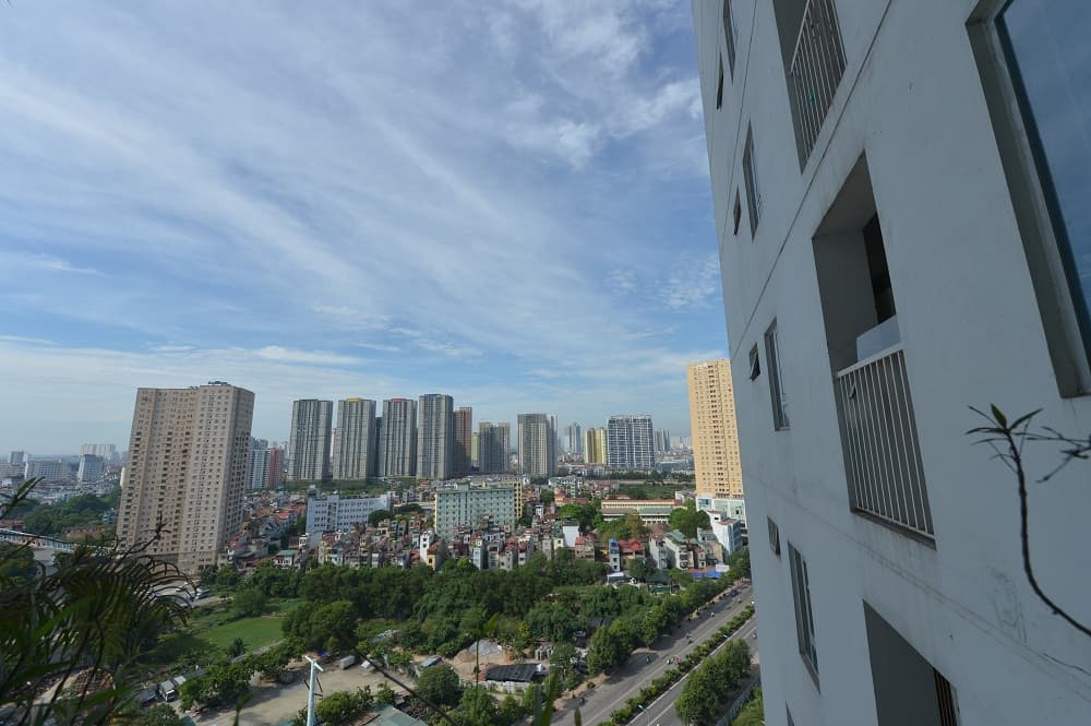 What is the outlook for the Vietnamese property market in 2H22?