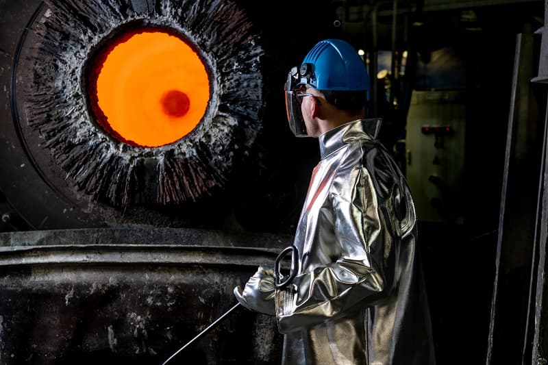 Major players expand investment in the battery industry