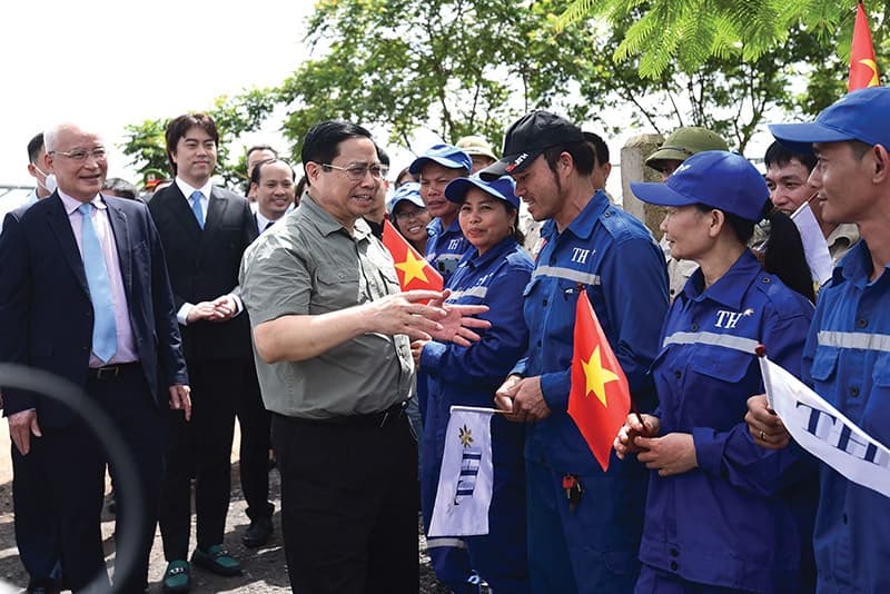 Obstructions swept up for private sector
