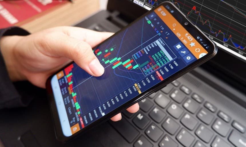 Racing to top Vietnam's stock market