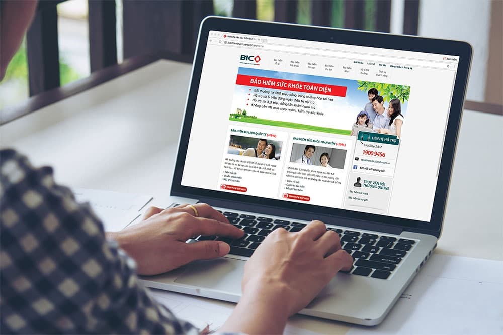 Insurers show off digital-led products