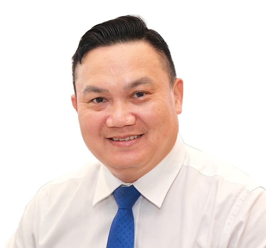 Coping scenarios for oil price variations in logistics