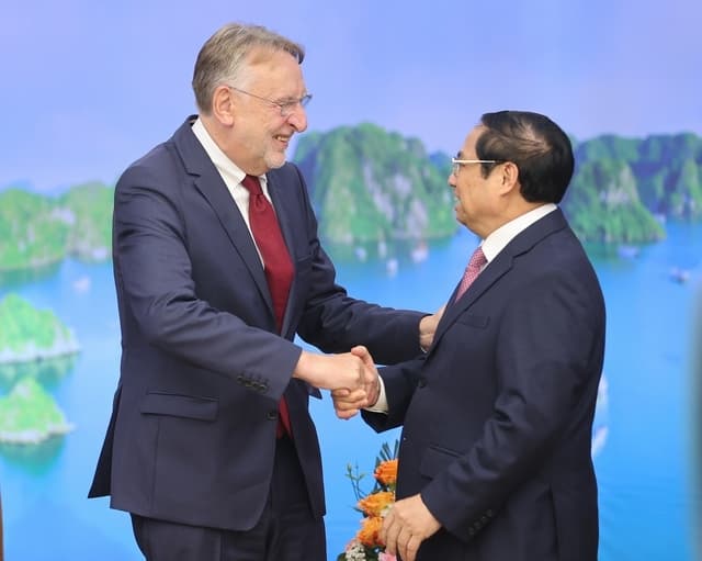 Viet Nam is top investment destination in ASEAN: Bernd Lange