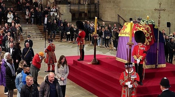Foreign Minister to attend funeral of Queen Elizabeth II