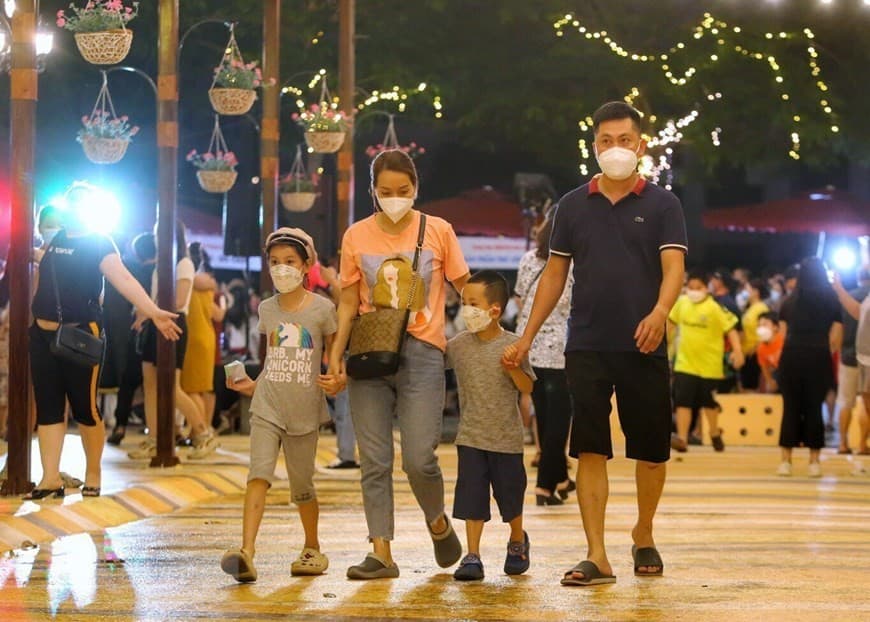 Hanoi strives to create internal strength and build own cultural brand