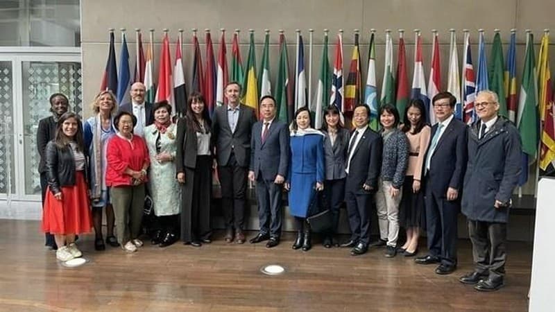 French Development Agency commits more support for projects in Vietnam