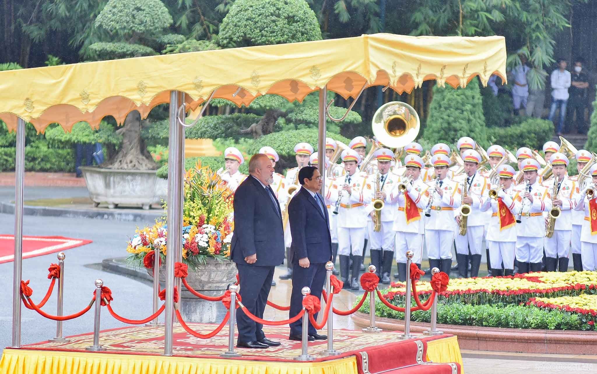 Official welcome ceremony held for Cuban Prime Minister