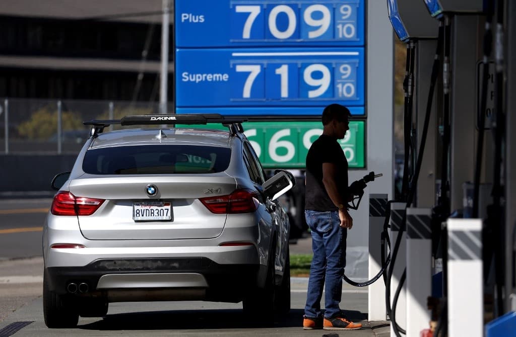 OPEC+ expected to slash oil output