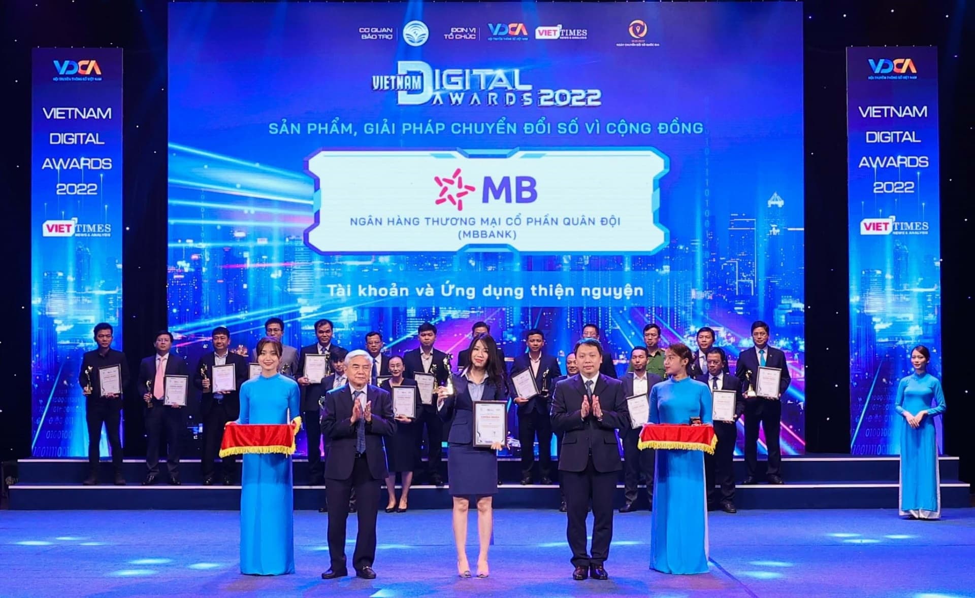 MB comes top at Vietnam Digital Transformation Awards 2022