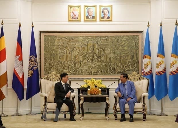 Cambodian media highlight Vietnamese Party delegation's visit