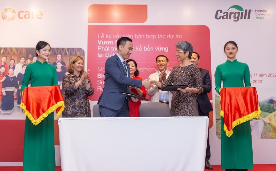 Cargill and CARE International partner to improve sustainable agriculture