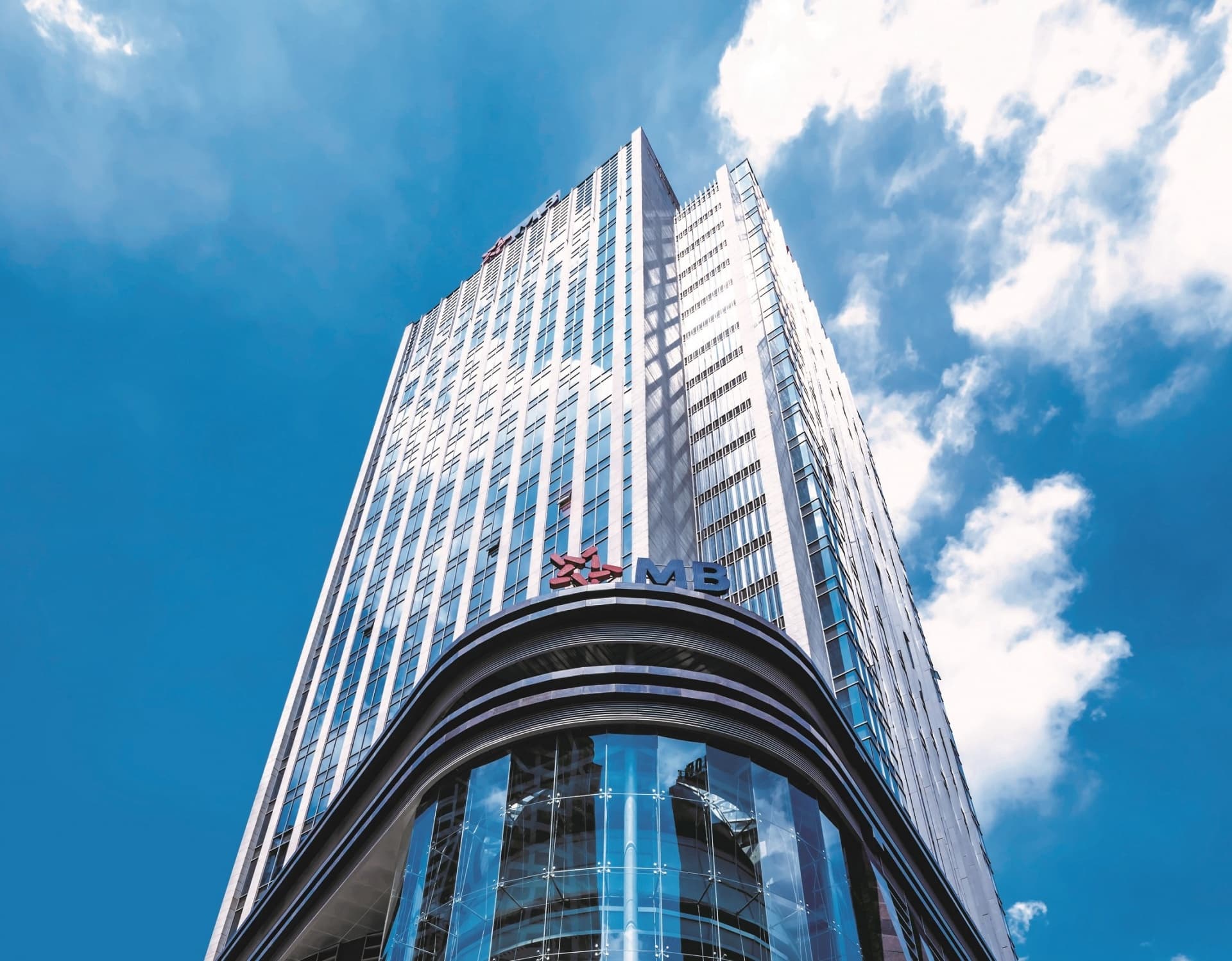 Fitch Ratings upgrades MB's international credit rating