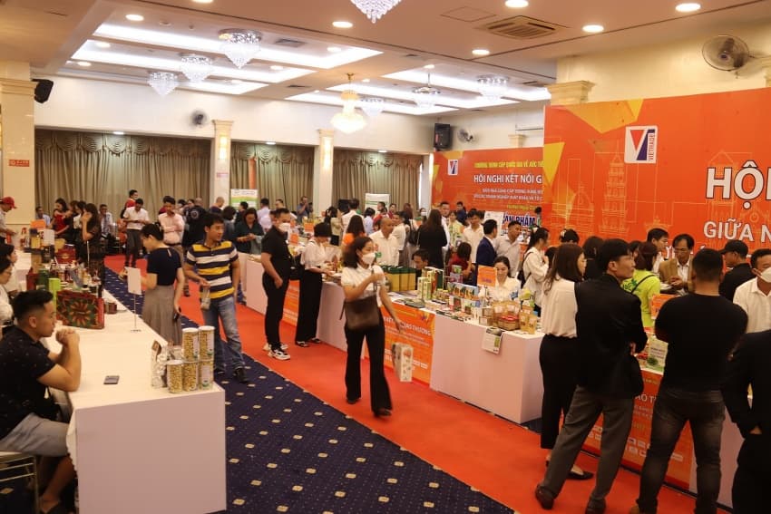 Increasing trade connectivity between Hanoi and localities