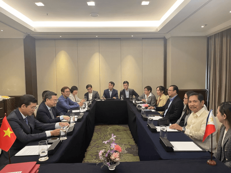 The Philippines assists in reducing hurdles for Vietnam's cement exports
