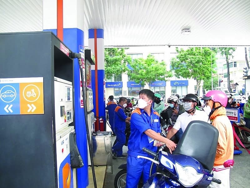 Removing obstacles in petroleum management