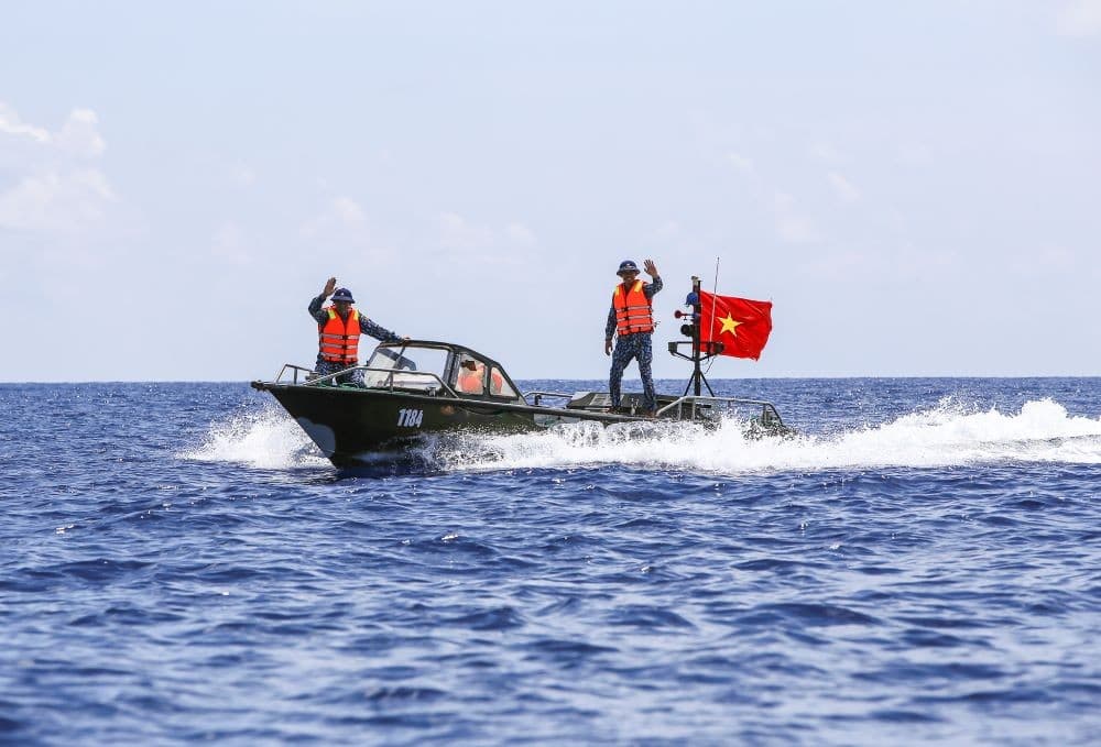 Vietnam enhances cooperation with Indonesian, Cambodian law enforcement forces at sea