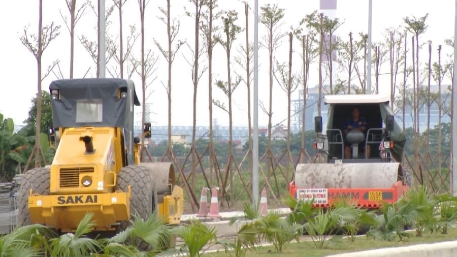 Localities benefiting from industrial zone squeeze