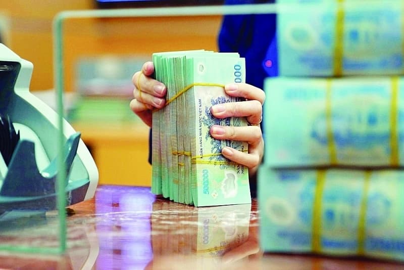 Efforts to bring the corporate bond market to the "rails"
