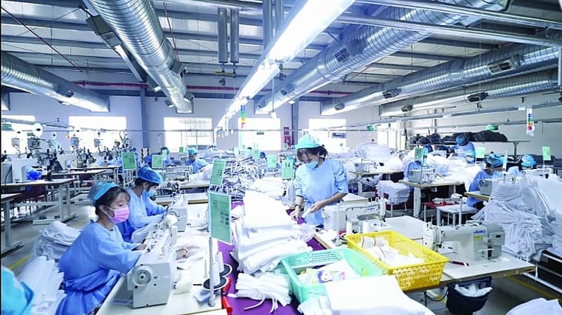 Continue applying financial solutions to support people and enterprises in 2023
