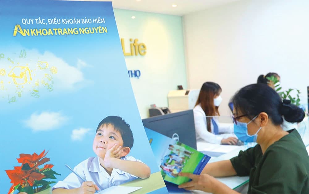 Insurance groups take on legal switch